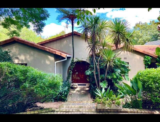 5 BEDROOM HOUSE FOR SALE IN BUCCLEUCH